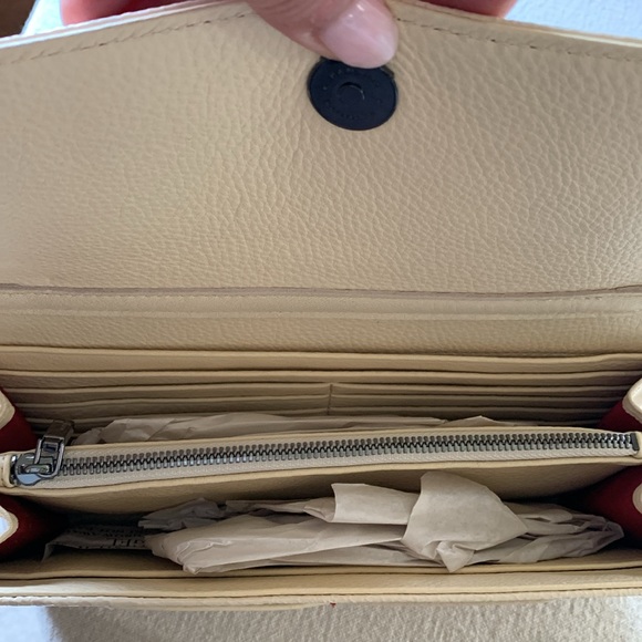 Hammitt AJ in Alabaster Glaze with Gunmetal Hardware!! Brand New!!! - Picture 5 of 6